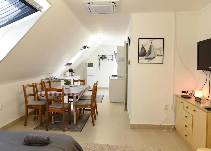 Apartment Villabeach 50m From The Beach